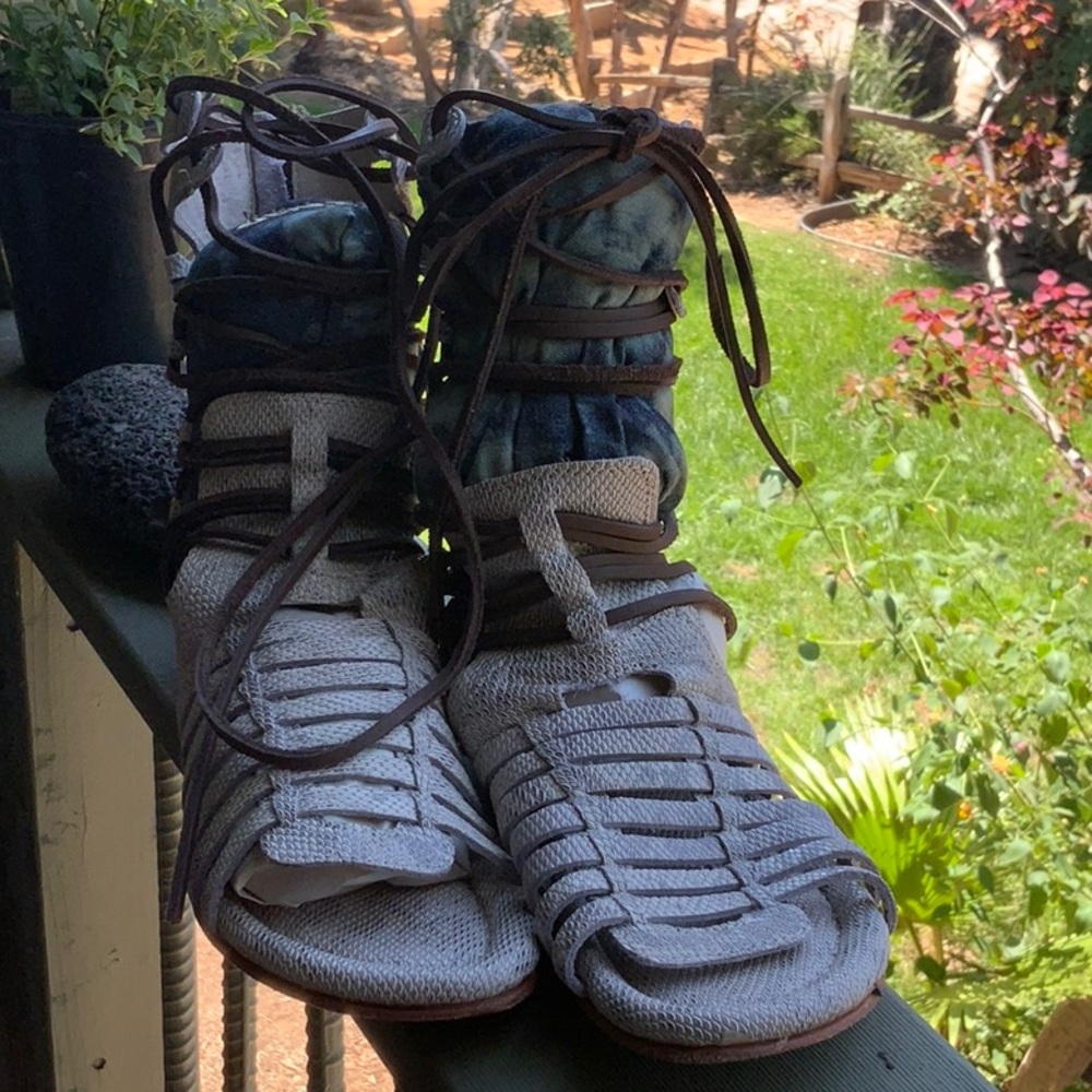 FREEBIRD sandles